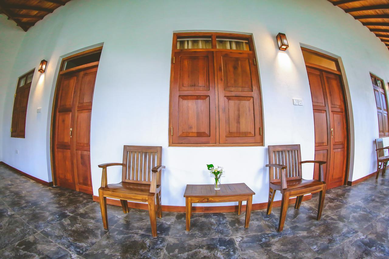 Villa Hiriketiya Dikwella Kültér fotó